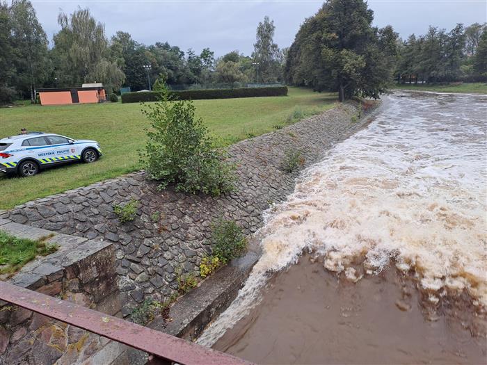 foto, informace k vývoji povodňové situace